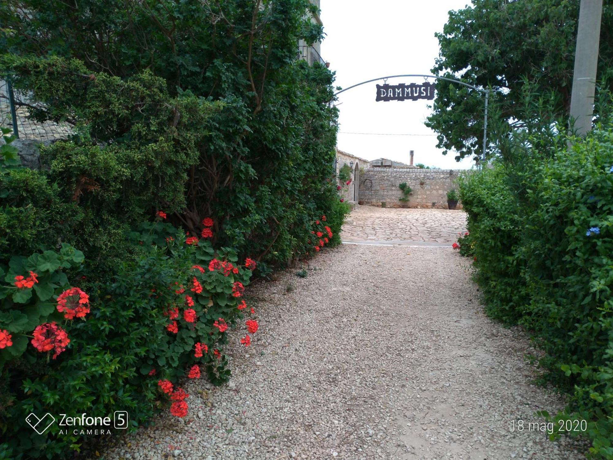 I Dammusi Vila Santa Croce Camerina Exterior foto